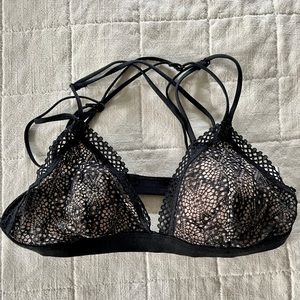 NWT Victoria Secret Lace Bralette